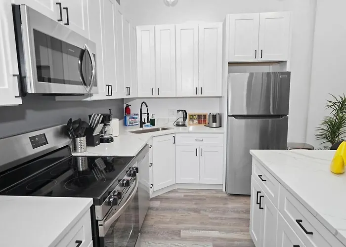 Apartment Luxury 6br Group In Mccormick - Sleeps 12 *