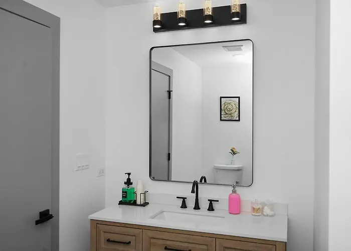 Luxury 6br Group In Mccormick - Sleeps 12 Apartment Chicago