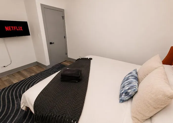 Luxury 6br Group In Mccormick - Sleeps 12 Apartment