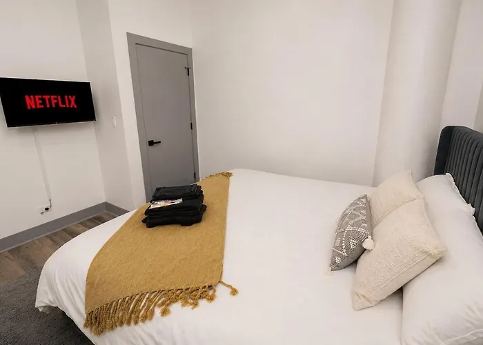 Apartment Luxury 6br Group In Mccormick - Sleeps 12