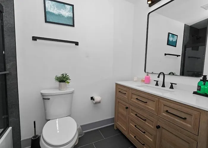 Luxury 6br Group In Mccormick - Sleeps 12 Apartment